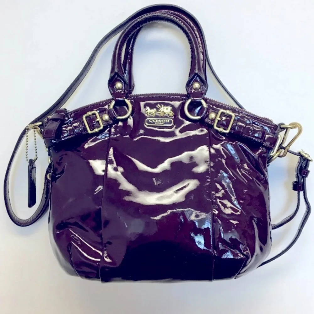 ❌SOLD❌ RARE Coach Plum Madison Patent Leather Lindsey Satchel EUC - Picture 4 of 15
